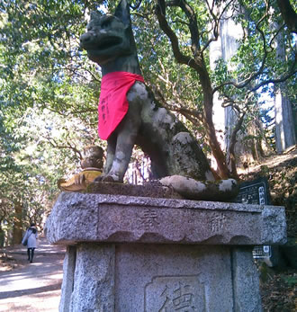埼玉県にある三峯神社「お犬様」