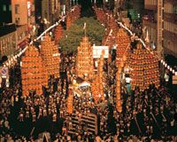 秋田・竿燈祭のイメージ