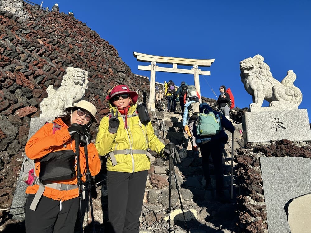 霊峰・富士の歴史やパワースポットもご案内