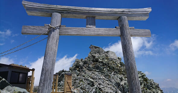 立山登山 越中国一宮の雄山神社巡り