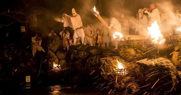 若狭神宮寺のお水送り・福井県の一宮三社巡りバスツアー