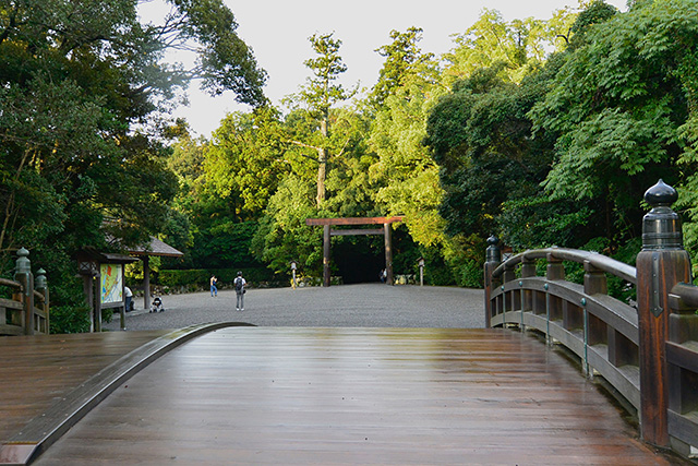 伊勢神宮外宮・表参道火除橋