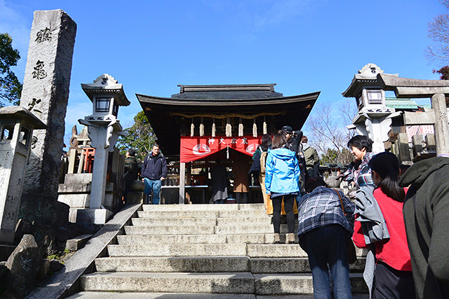 稲荷山一ノ峯・上社