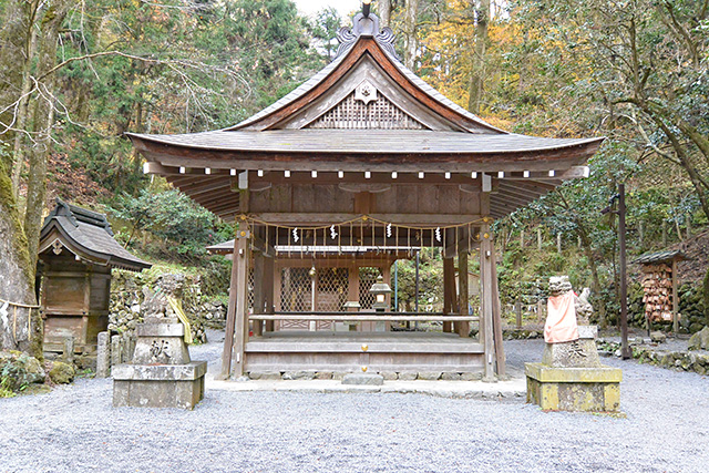 貴船神社・奥宮の拝殿