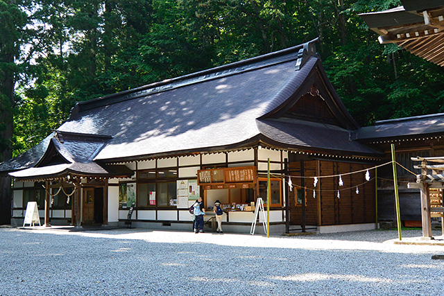 中社の社務所