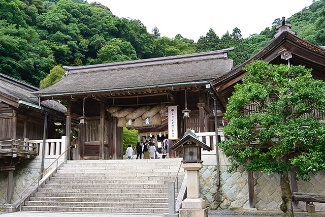 美保神社の神門