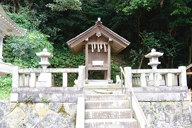 宮御前社・宮荒神社・船霊社・稲荷社