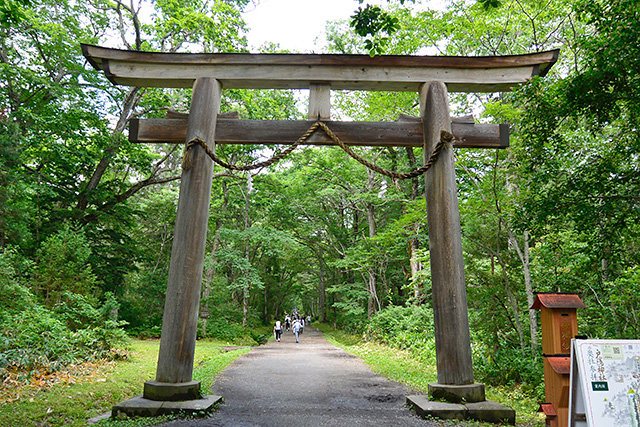 奥社の鳥居