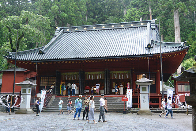 二荒山神社・拝殿