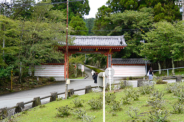 金剛證寺・門
