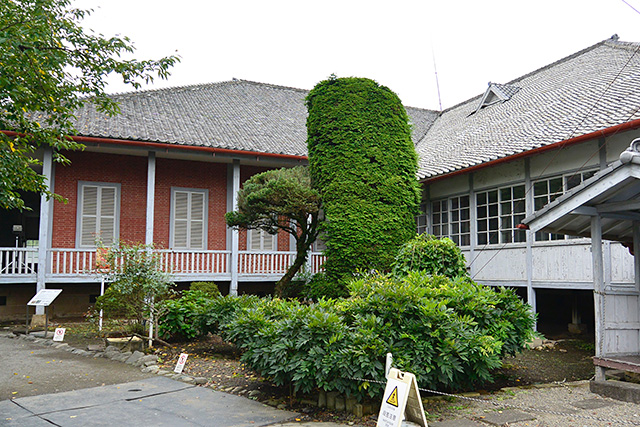 首長館（ブリュナ館）