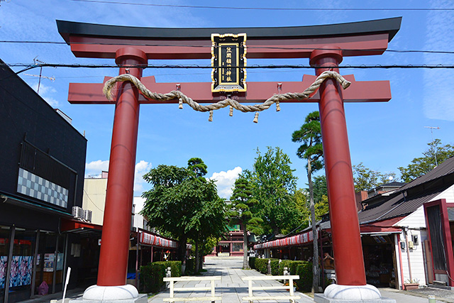 笠間稲荷神社の一の鳥居