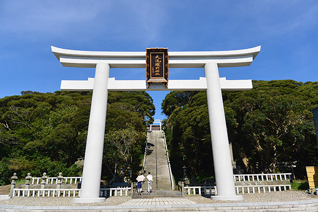 大洗磯前神社・正面鳥居（二の鳥居）