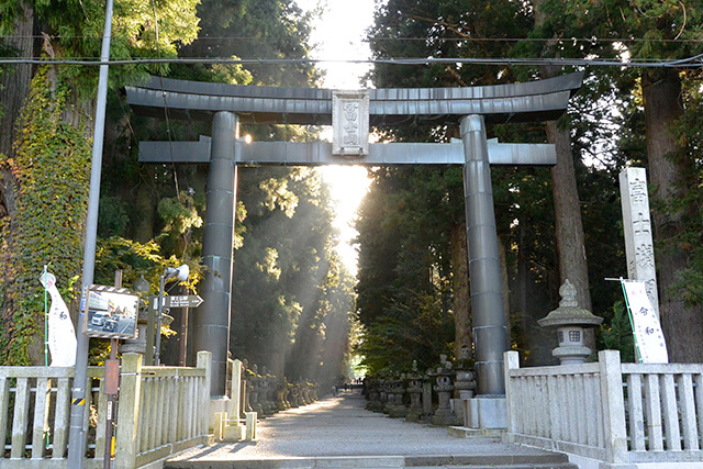 北口本宮冨士浅間神社・鳥居