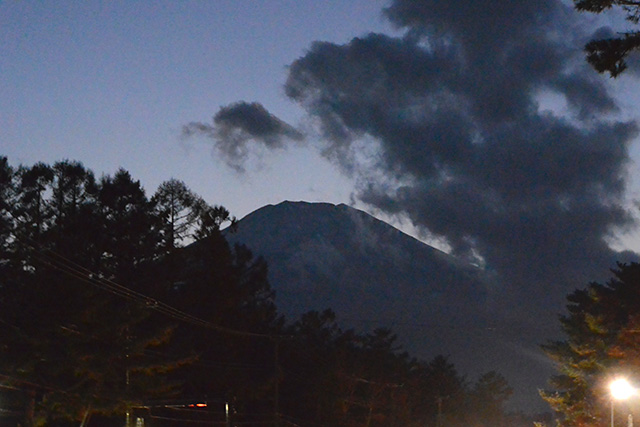 山中湖・紅葉まつりの富士山