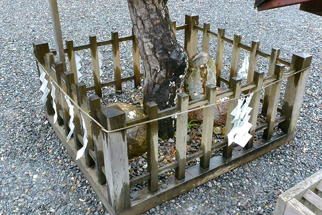 小國神社・金銀石