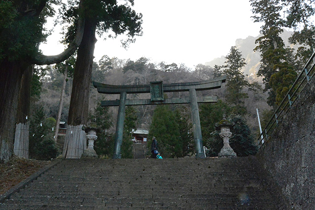 妙義神社・銅鳥居