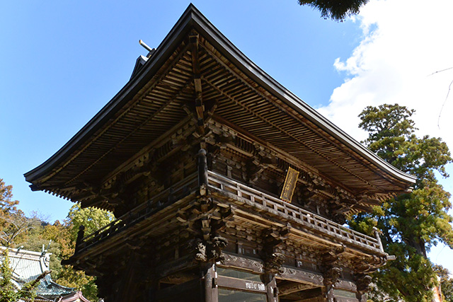 筑波山神社・随神門