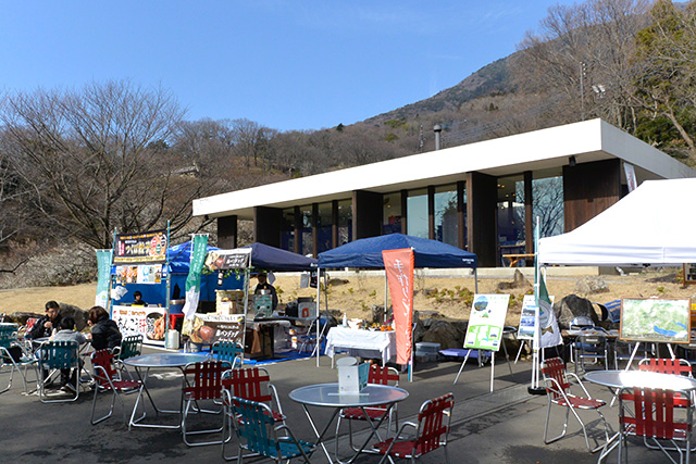 筑波山梅まつり・おもてなし会館