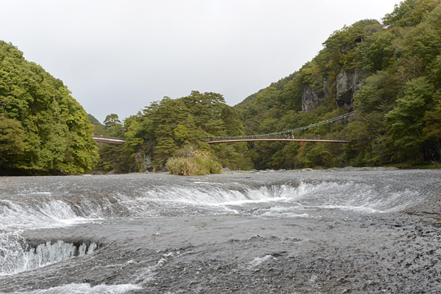 吹割の滝・浮島橋