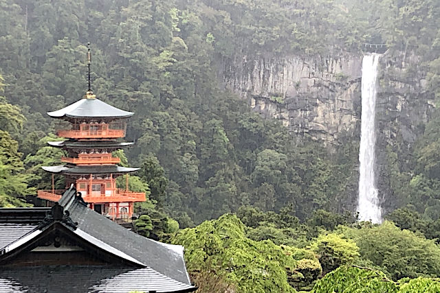 飛瀧神社