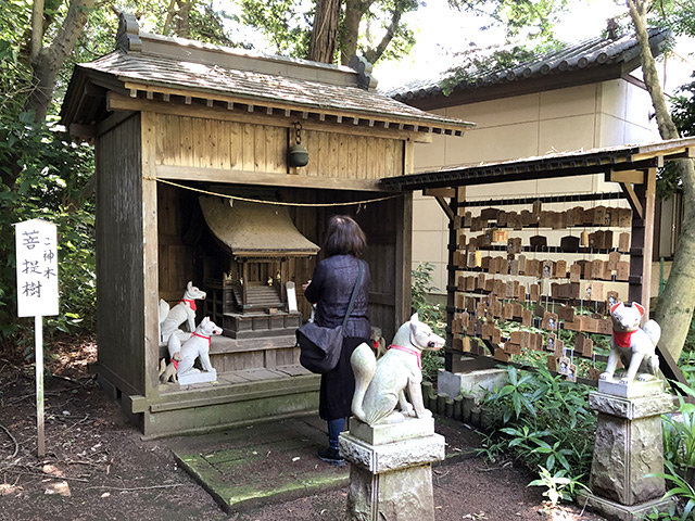 大宝八幡宮・稲荷社