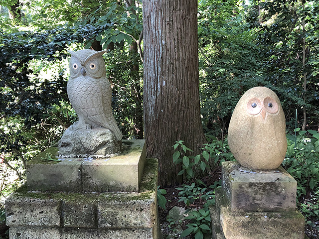 鷲子山上神社・ふくろう像