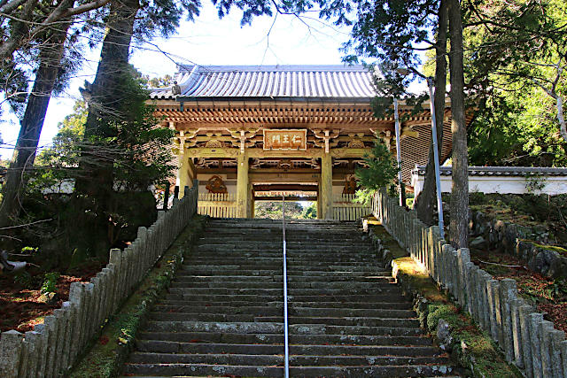 朝熊岳金剛證寺の仁王門