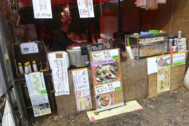 花貫渓谷・駐車場