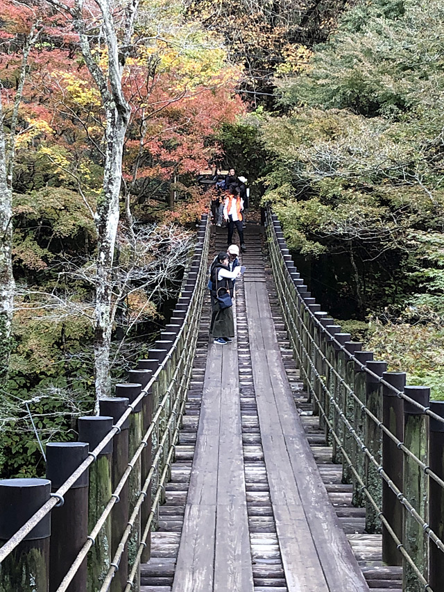 汐見滝吊り橋