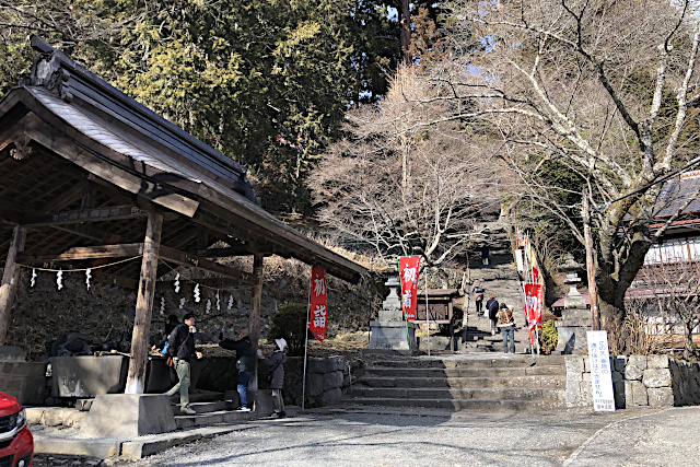 金櫻神社・手水舎