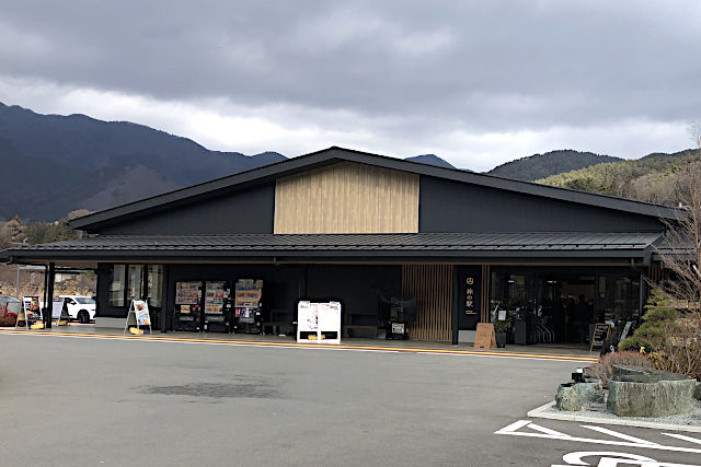 旅の駅 kawaguchiko base
