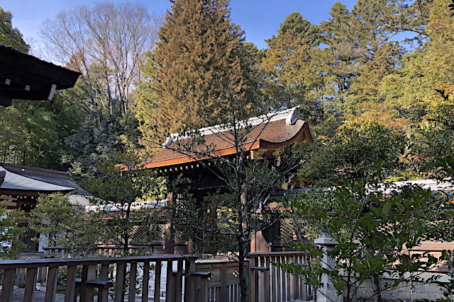 武田神社の中門