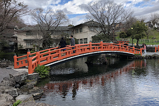 富士山本宮浅間大社・湧玉池