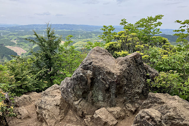 御岩山頂上