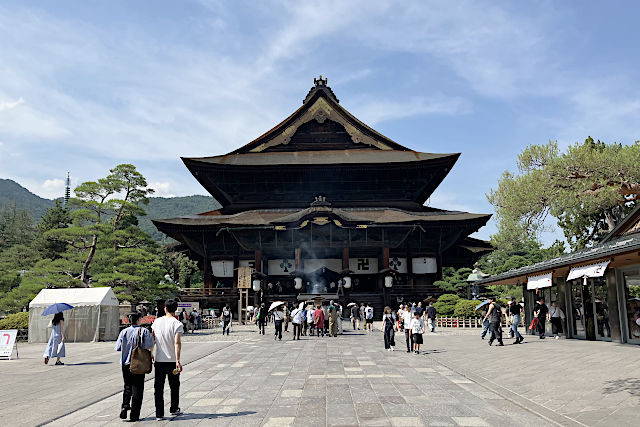 善光寺・本堂