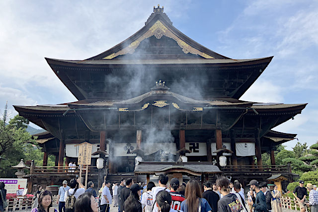 善光寺・本堂