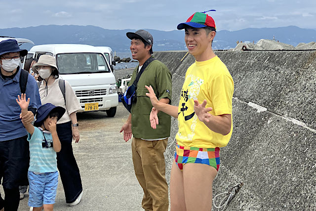 小島よしおさん