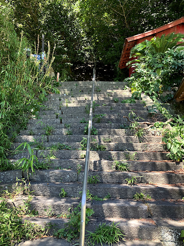 東叶神社・恵仁志坂