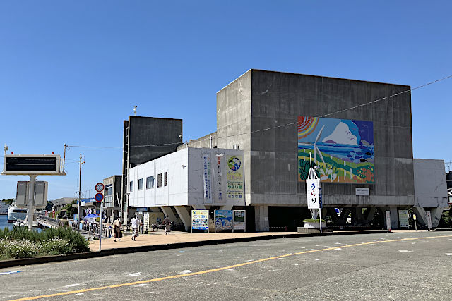 うらりマルシェ