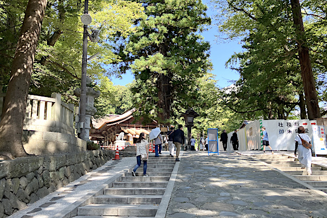 下社・秋宮