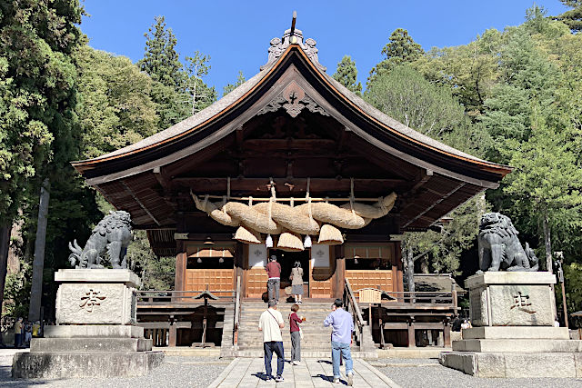 下社・秋宮 神楽殿