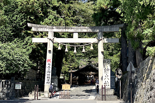 下社・春宮 鳥居