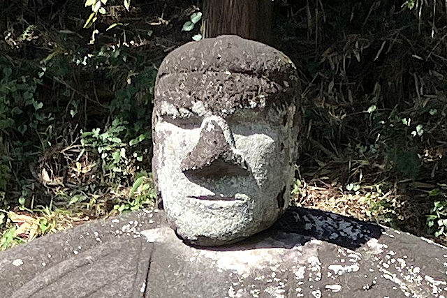 万治の石仏