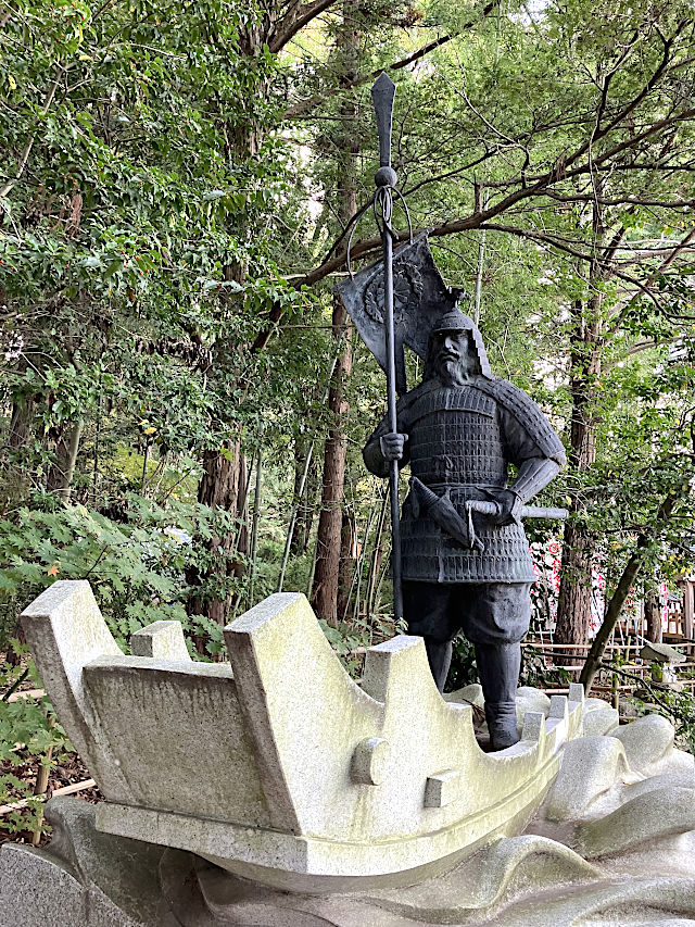 阿曇比羅夫之像