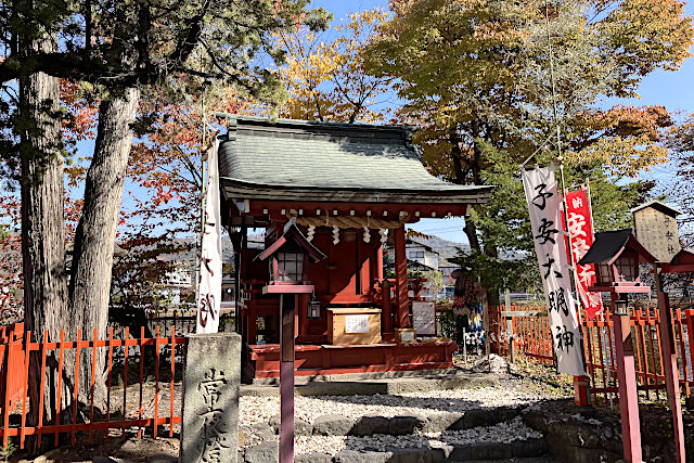 生島足島神社・子安社