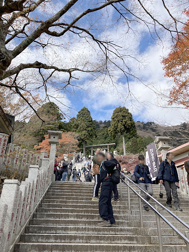 大山阿夫利神社へ