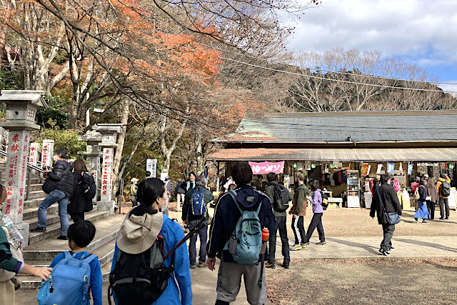大山阿夫利神社へ