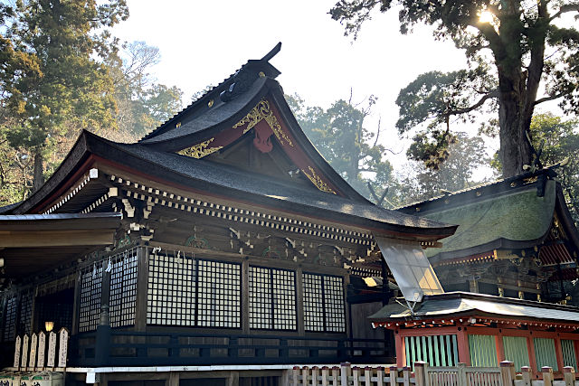 鹿島神宮の拝殿と本殿