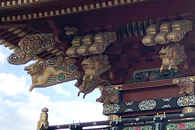 麒麟門の麒麟彫刻